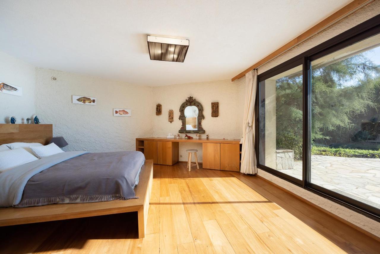 Villa In Gated Community Of Hotel La Reserve راماتويل المظهر الخارجي الصورة